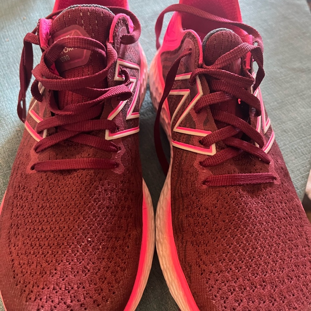 New Balance Women's Maroon and Pink Athletic Shoes